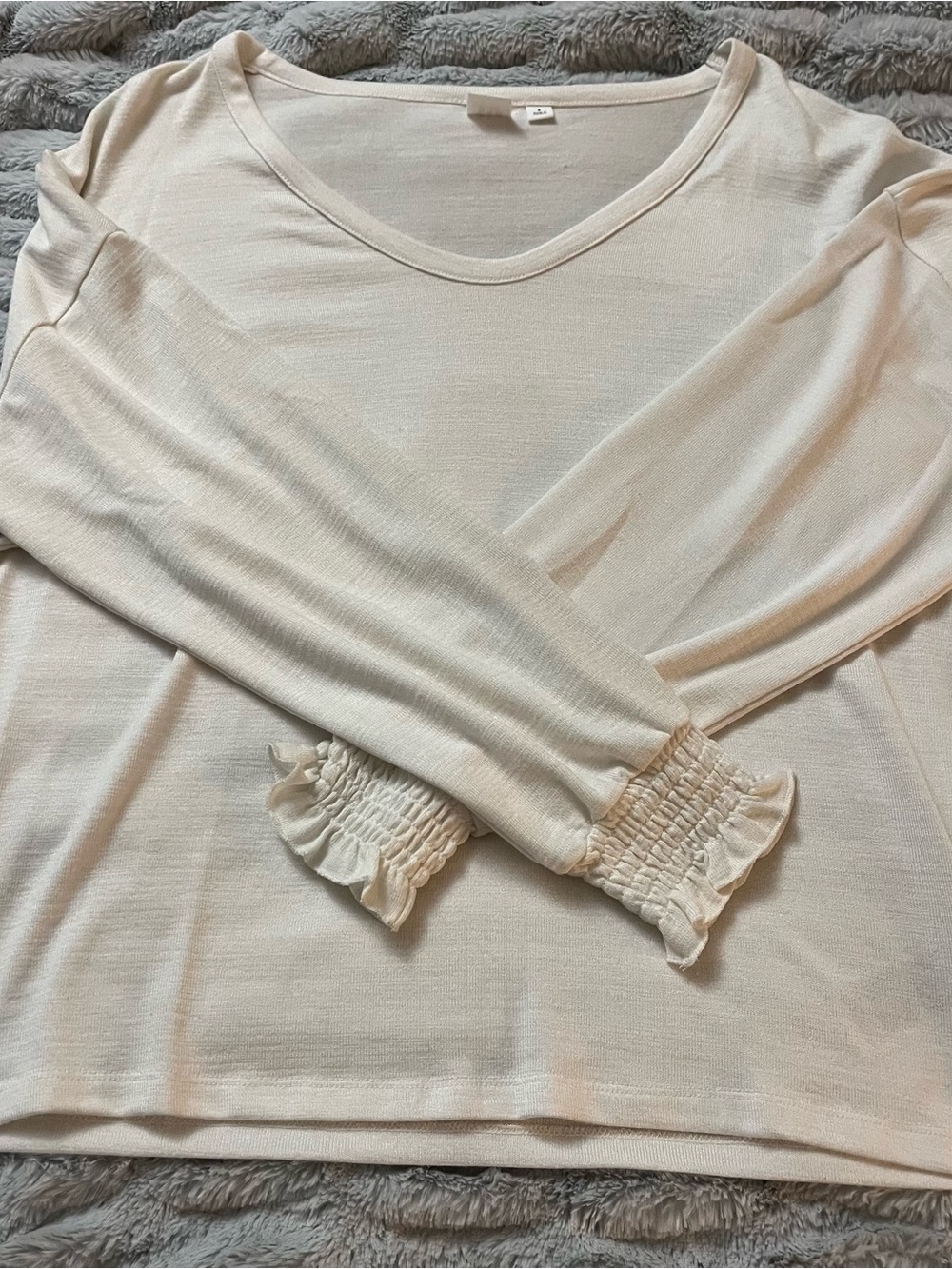 GAP Light Cream Long-Sleeve Top with Ruffle Smocked Cuffs